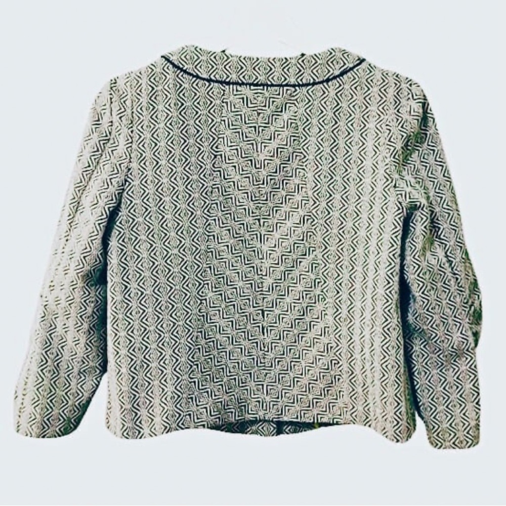 Posh Geometric Patterned Tweed Jacket - Picture 2 of 7